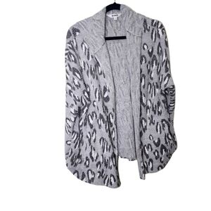 Bb Dakota sweater hooded Cardigan size Large Leopard Print